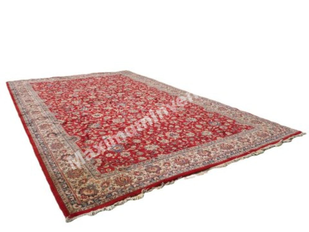 Perský koberec červený s třásněmi